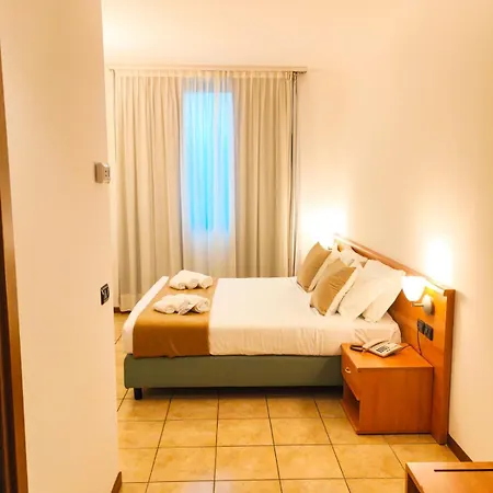 Niji Hotel&restaurant Hotel Mapello